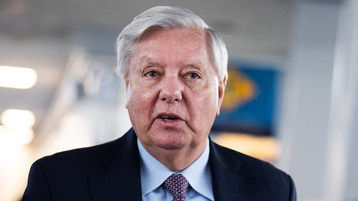 Lindsey Graham says Trump should bomb Lebanon to force submission to Israel