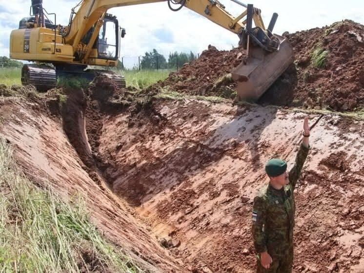 Estonia to build 40-kilometer trench on border with Russia by 2027
