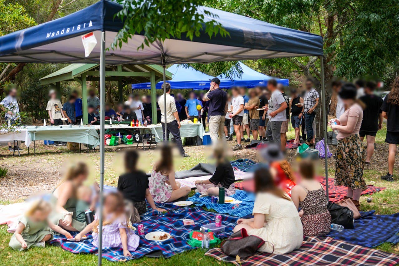 White Australians in NSW celebrate year’s successes at end of year BBQ