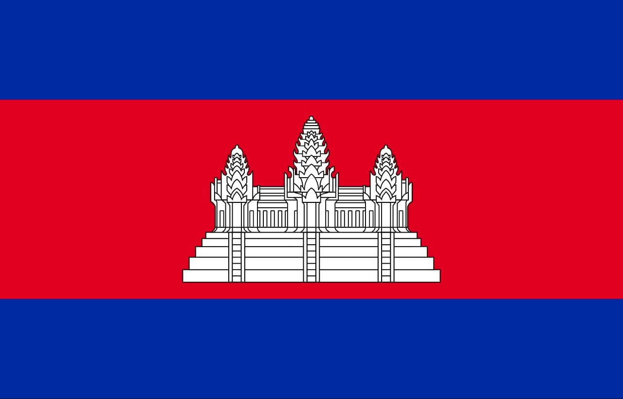 Cambodia Closes Airspace over Thai Border as Military Clashes Intensify