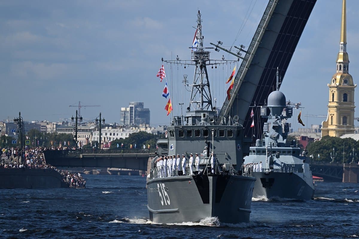 Featured image for: Russia Cancels St. Petersburg Navy Day Parade Citing Heightened Security Risks Russia Cancels St. Petersburg Navy Day Parade Citing Heightened Security Risks