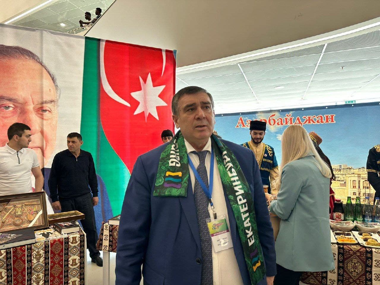 Featured image for: Azerbaijani Diaspora Leader Shakhin Shykhlynsky Detained Outside Moscow Embassy Azerbaijani Diaspora Leader Shakhin Shykhlynsky Detained Outside Moscow Embassy