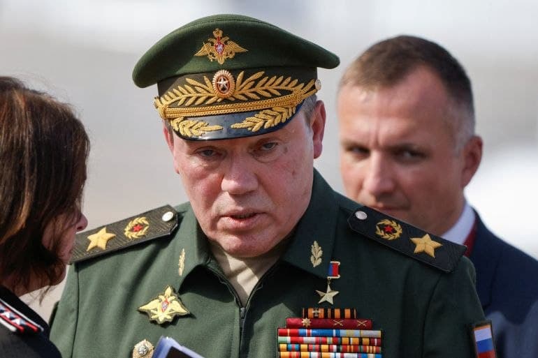 Russia's Gerasimov Affirms Commitment to Ongoing Ukraine Offensive