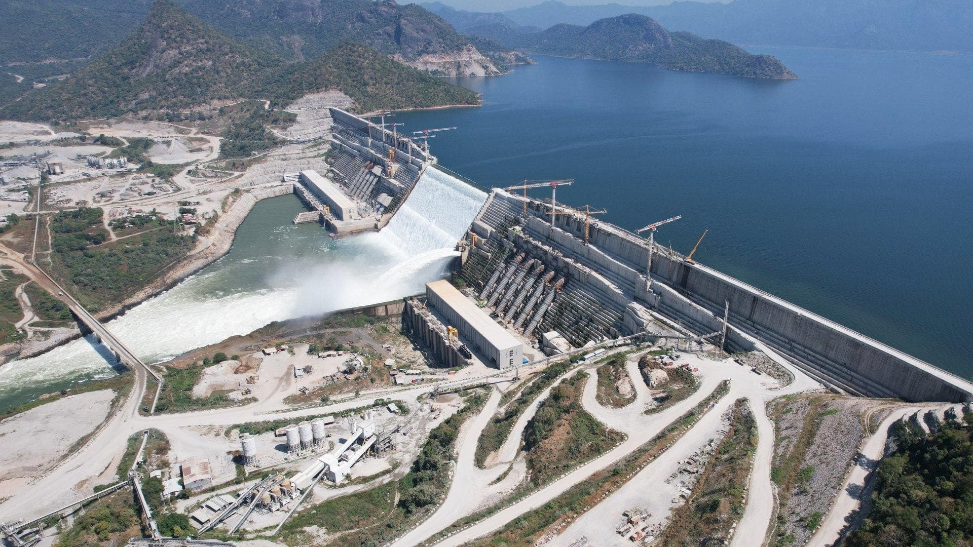 Ethiopian PM Abiy Ahmed Plans New Nile Dams Amid Regional Tensions
