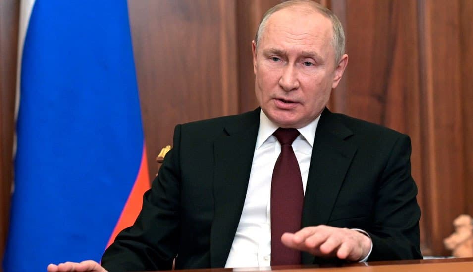 Putin Declares Foreign Troops in Ukraine Legitimate Targets
