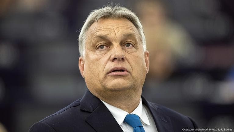 Hungary's GDP shows zero growth in Q3, challenging Orbán before elections