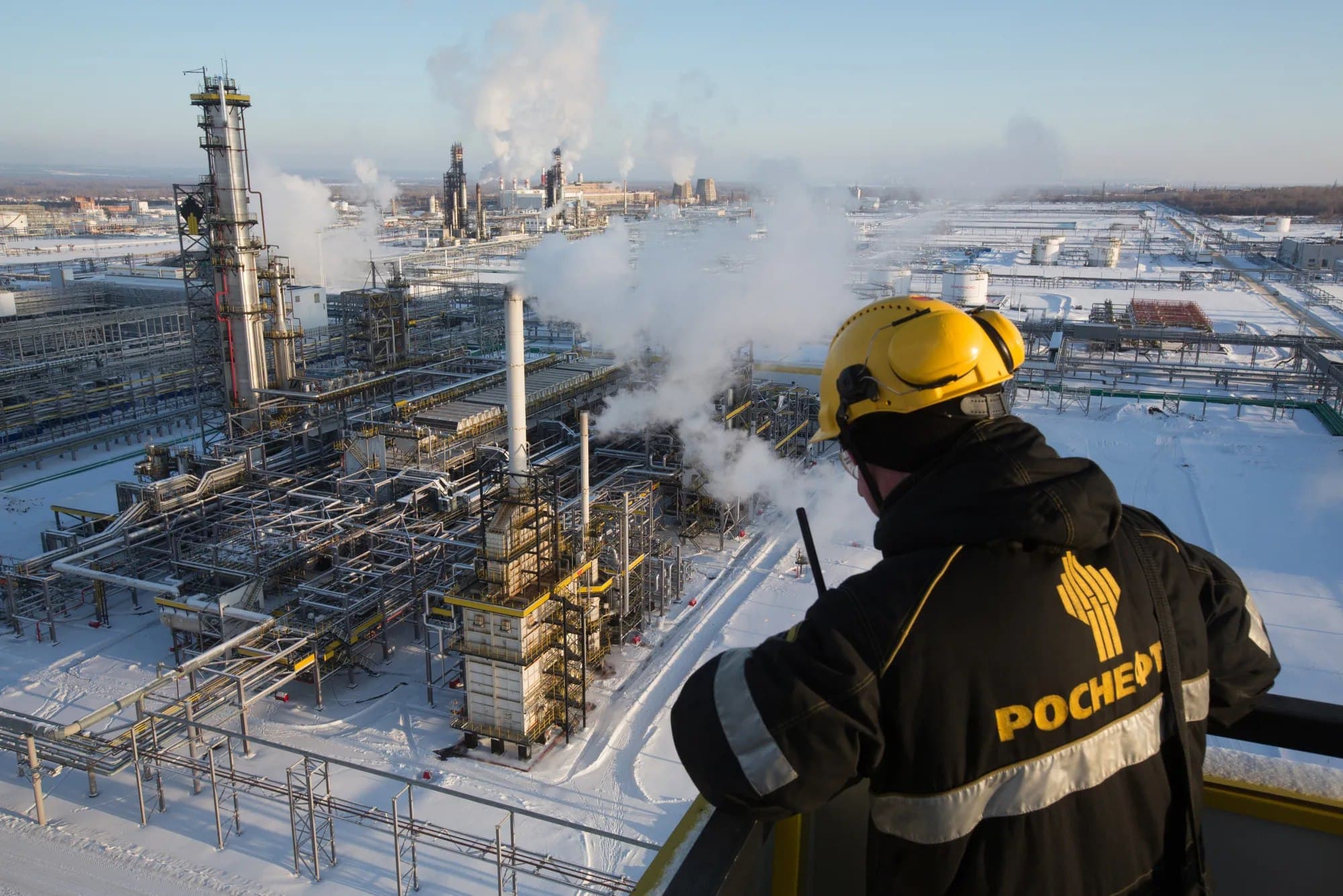 Russian wholesalers report worst industrial crisis since 1990s