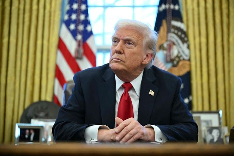 Trump warns of strong response if Iran kills protesters during protests