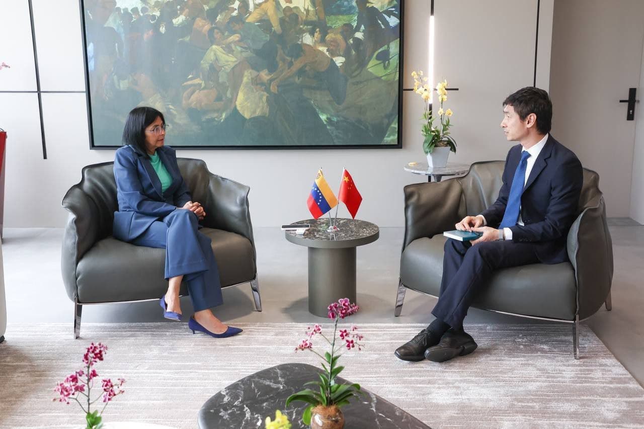 Venezuela's Interim-President Delcy Rodríguez meets with China’s Ambassador Lan Hu