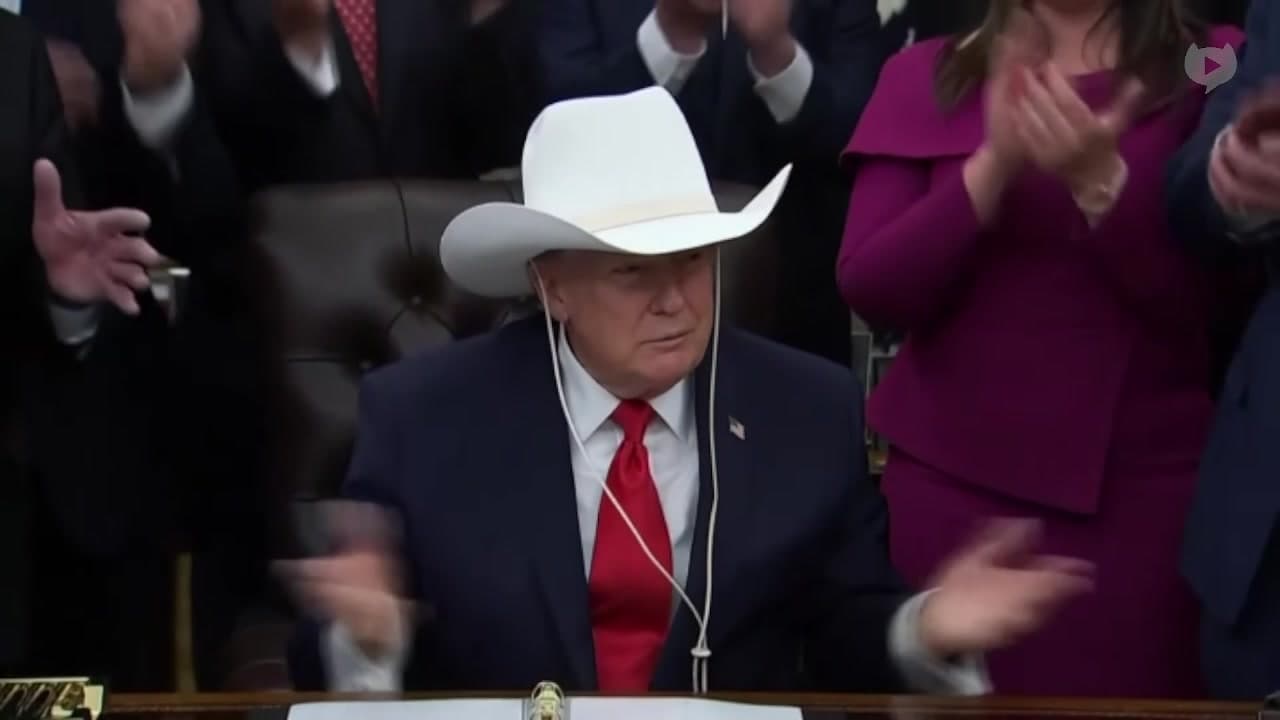 [Video] Trump wears cowboy hat in Oval Office with 1980 U.S. Olympic hockey team