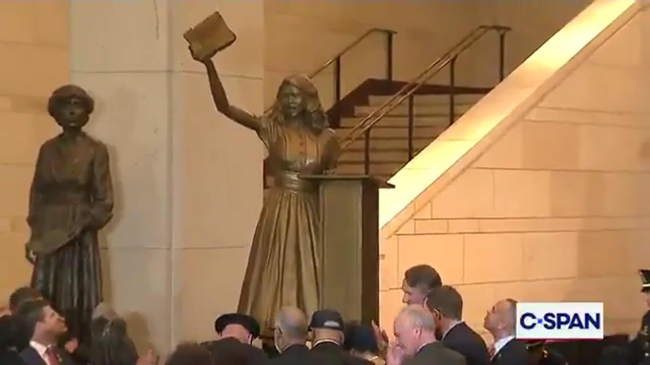 [Video] U.S. Capitol replaces Robert E. Lee statue with Barbara Rose Johns statue