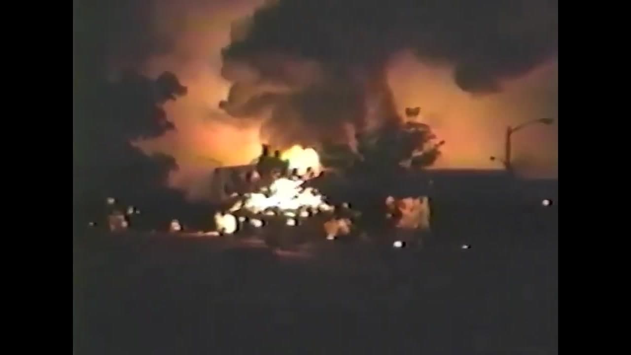 [Video] 27,000 American troops invade Panama to topple Manuel Noriega