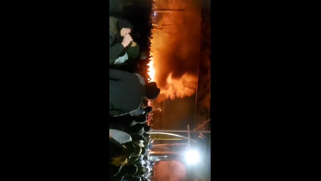 [Video] Large marches occur in Shahin Shahar near Isfahan, police absent