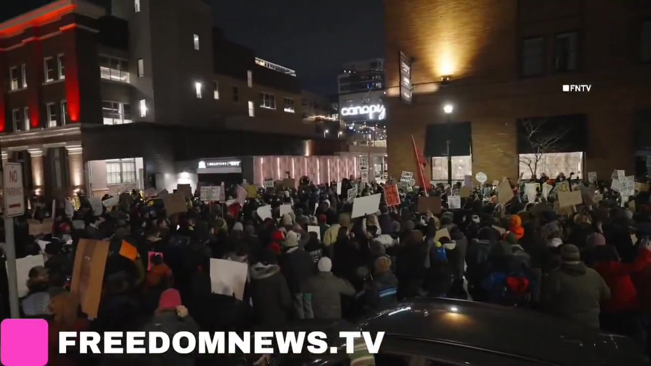 [Video] Hundreds protest outside Minneapolis Hilton hotel over ICE agents