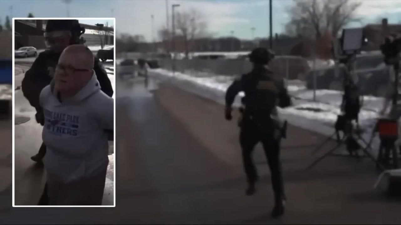 [Video] Federal agents chase woman in Minneapolis during protest