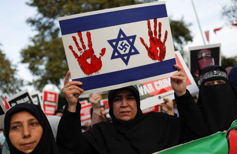 Featured image for: Combat Antisemitism Movement Launches Global Reporting App for Hate Crimes Combat Antisemitism Movement Launches Global Reporting App for Hate Crimes