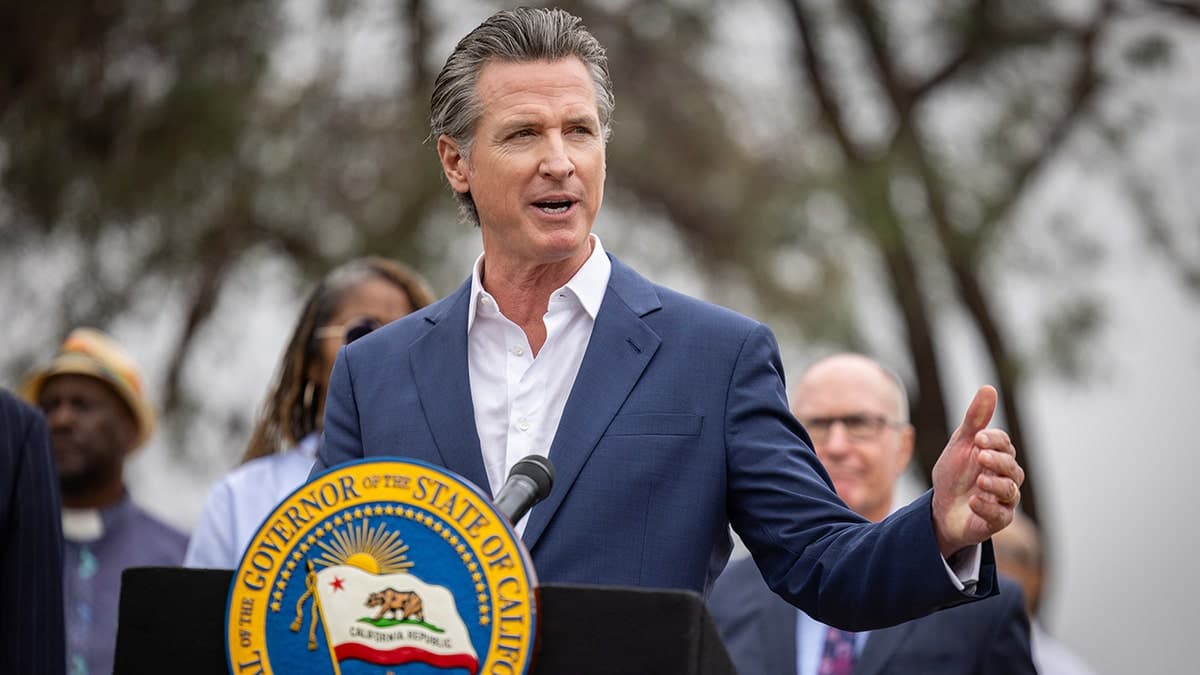 Featured image for: California's Gavin Newsom declares Diwali an official holiday starting January 1 California's Gavin Newsom declares Diwali an official holiday starting January 1