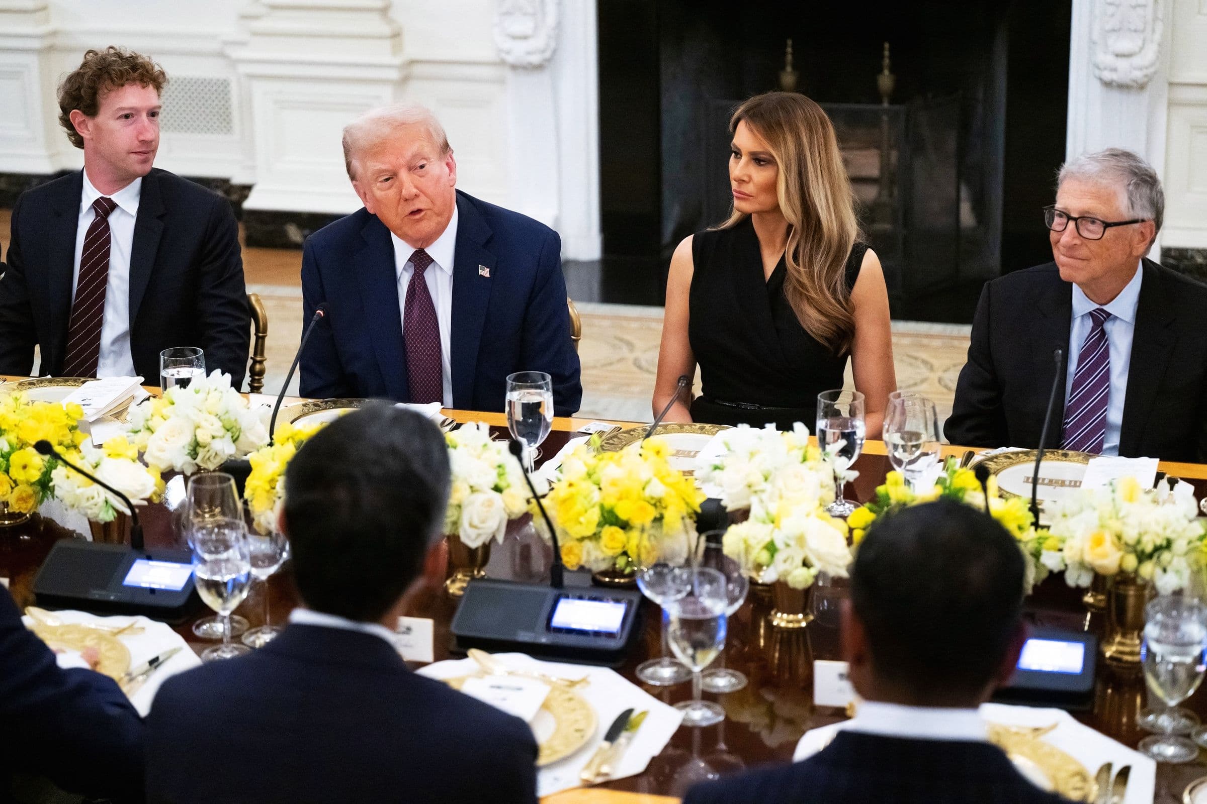 Featured image for: Trump to host private dinner with CEOs of major financial firms tonight Trump to host private dinner with CEOs of major financial firms tonight