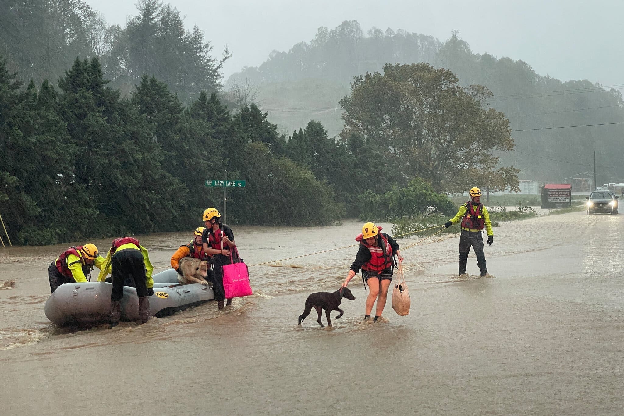 Featured image for: Breaking: Hurricane Forces Urgent Evacuations in North Carolina Breaking: Hurricane Forces Urgent Evacuations in North Carolina