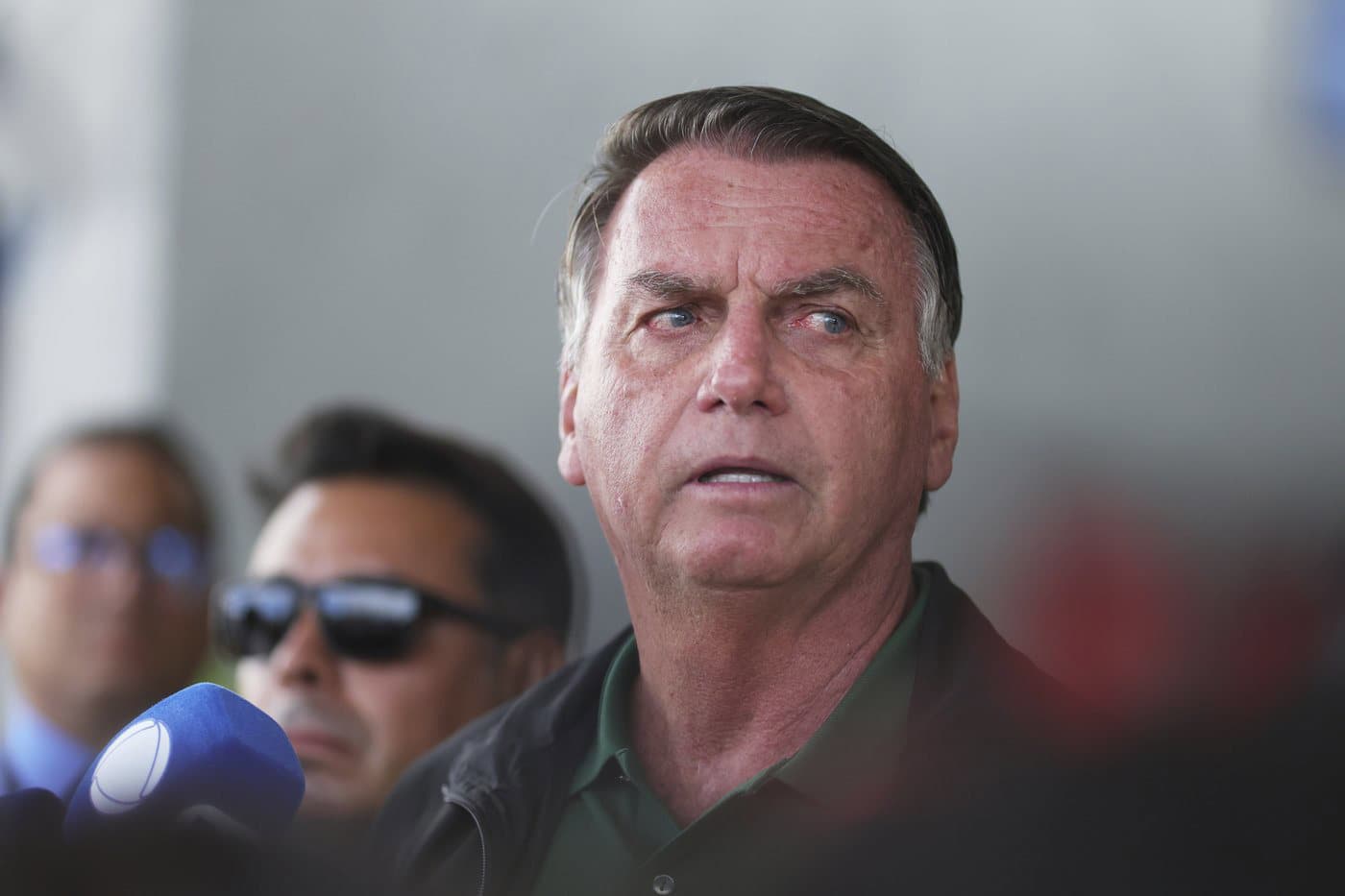 Featured image for: Supreme Court Sentences ex-President Bolsonaro to 43 Years in Prison Supreme Court Sentences ex-President Bolsonaro to 43 Years in Prison