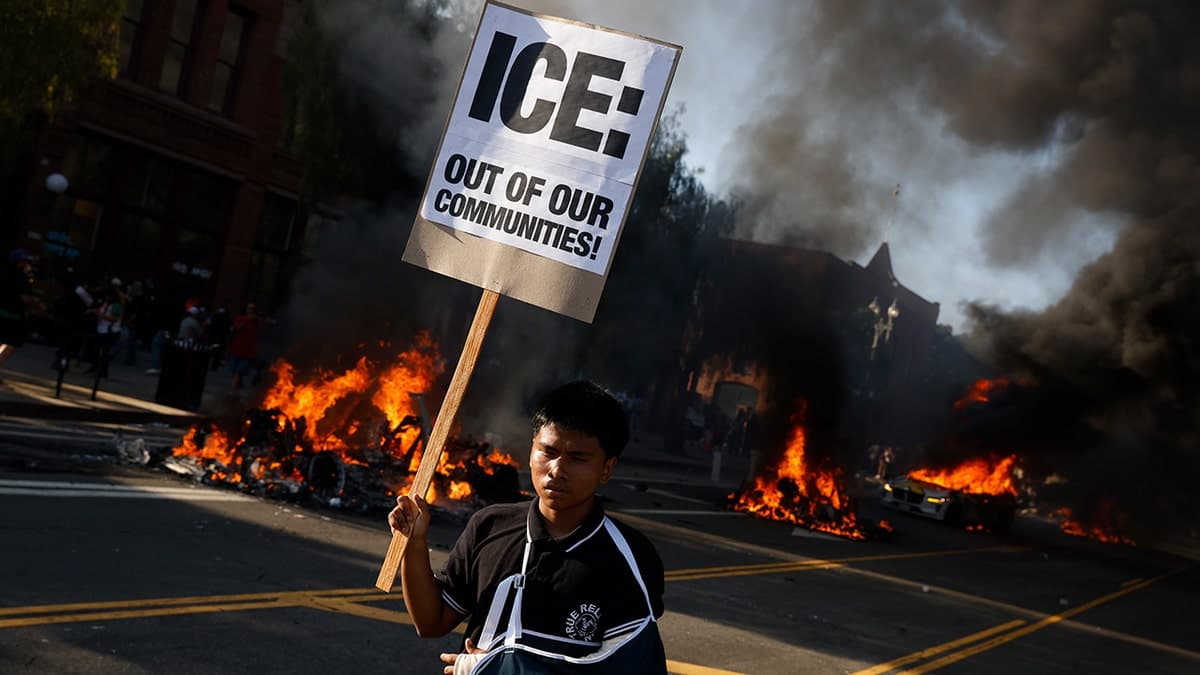 Featured image for: ICE raids in liberal cities provoke protests and tensions with Left-Wing agitators ICE raids in liberal cities provoke protests and tensions with Left-Wing agitators