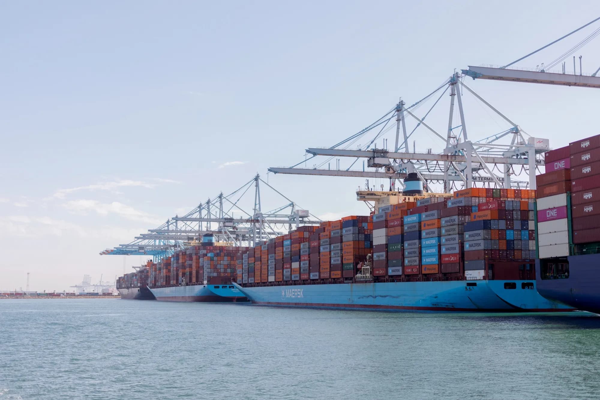 Featured image for: U.S. and China Suspend Tit-for-Tat Port Fees for One Year U.S. and China Suspend Tit-for-Tat Port Fees for One Year