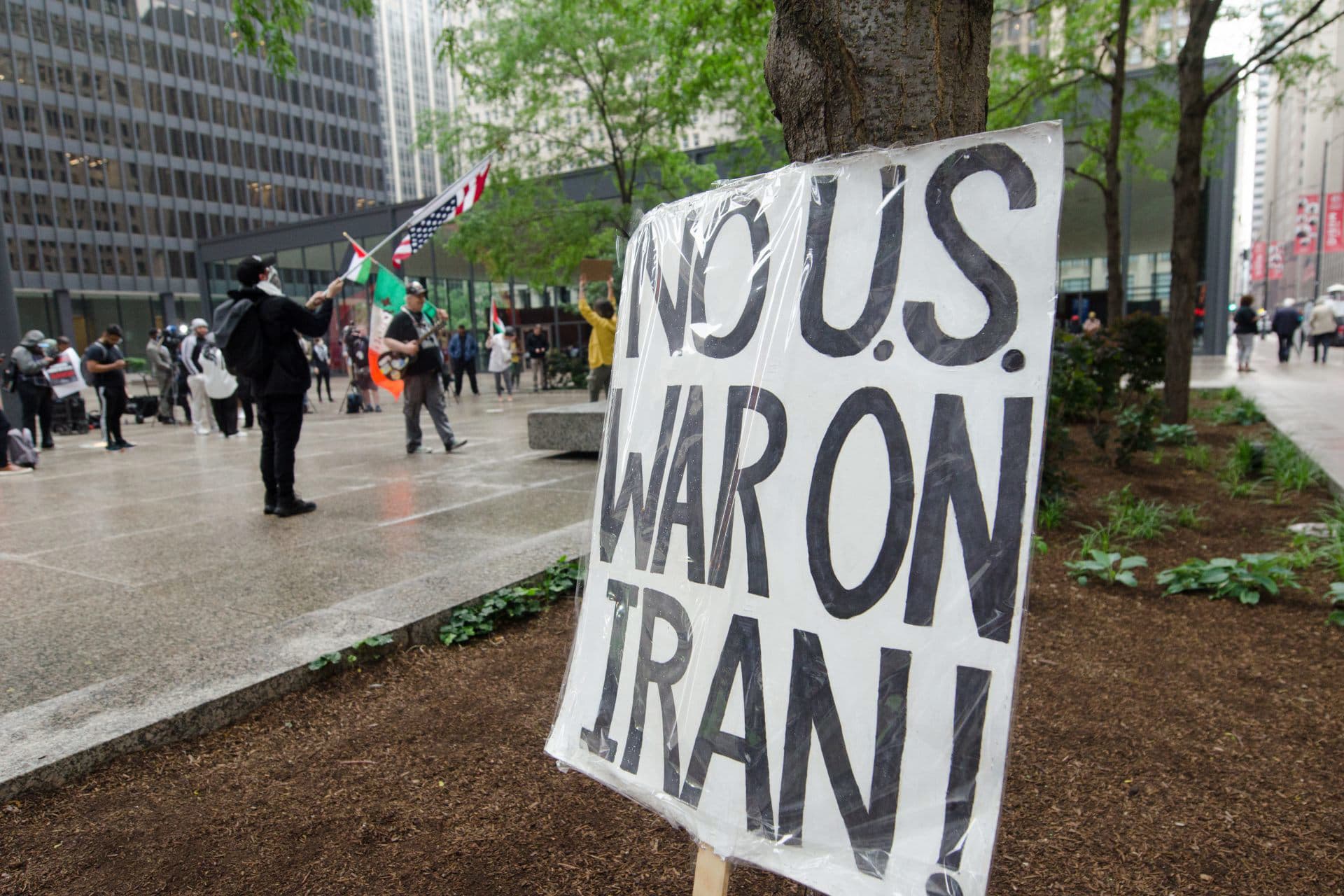 Featured image for: Reuters poll: 21% of Americans support Maduro's removal, 29% support attacks Reuters poll: 21% of Americans support Maduro's removal, 29% support attacks