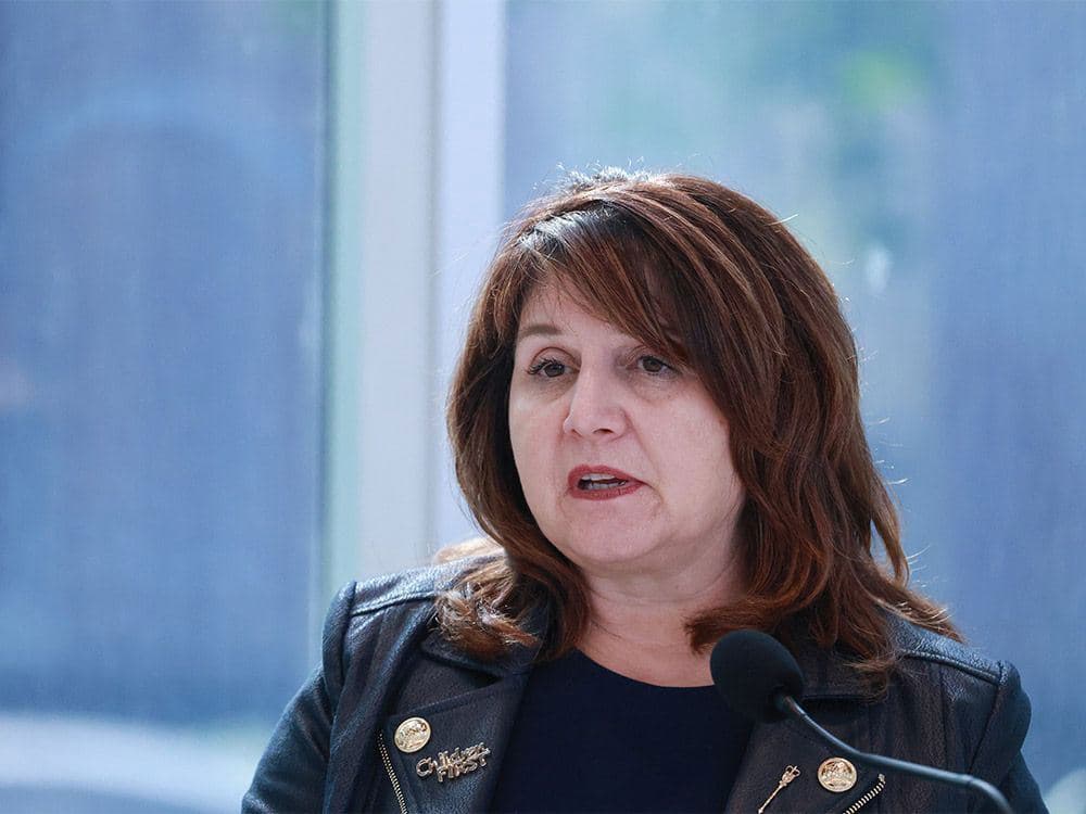 Featured image for: Multiple American nurses report surge in women overdosing on Tylenol Multiple American nurses report surge in women overdosing on Tylenol