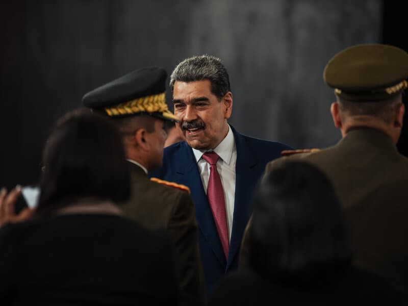 Featured image for: Venezuelan opposition leaders meet with U.S. officials to oust Maduro Venezuelan opposition leaders meet with U.S. officials to oust Maduro