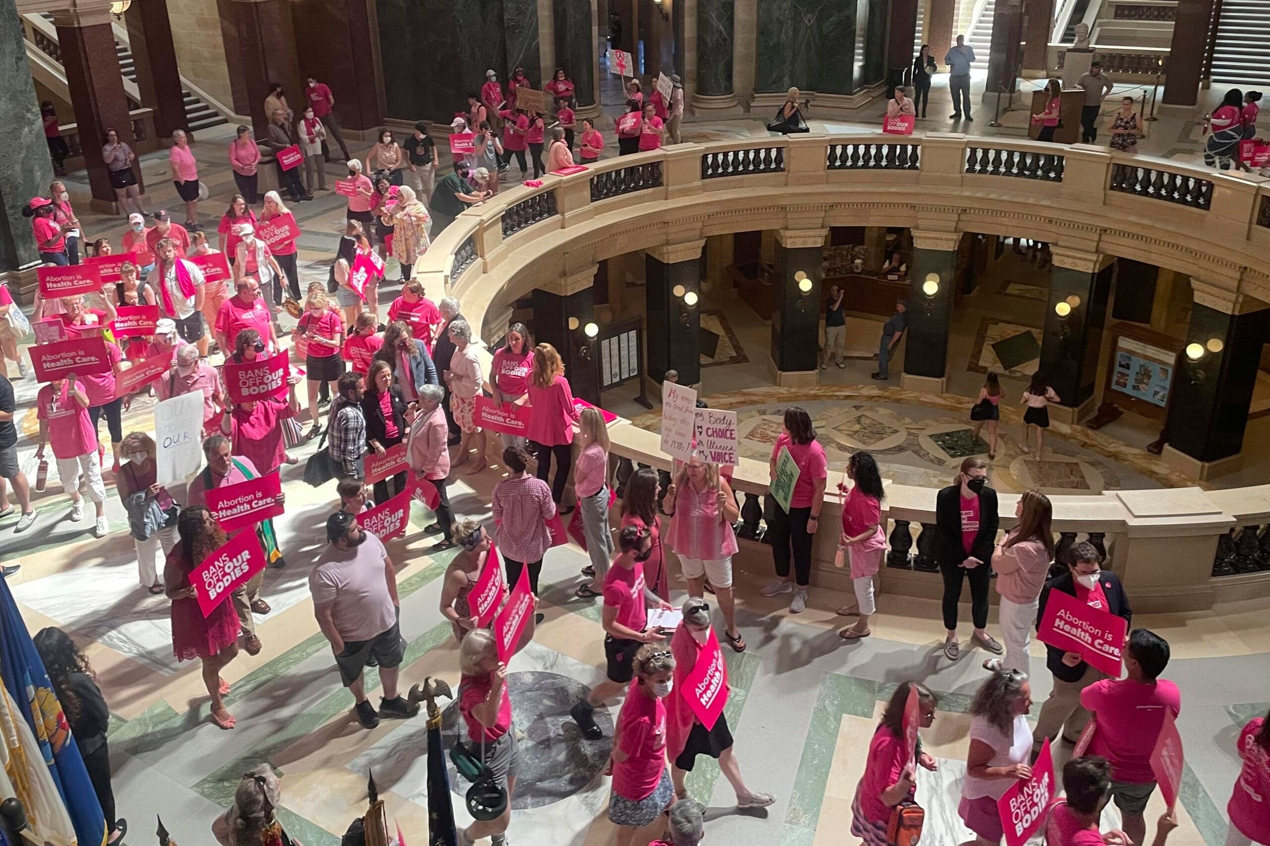 Featured image for: Planned Parenthood clinics in Wisconsin suspend all abortions after funding block Planned Parenthood clinics in Wisconsin suspend all abortions after funding block
