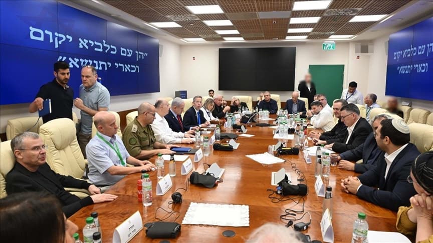 Featured image for: Israel postpones ceasefire deal meeting to 8 PM local time Israel postpones ceasefire deal meeting to 8 PM local time