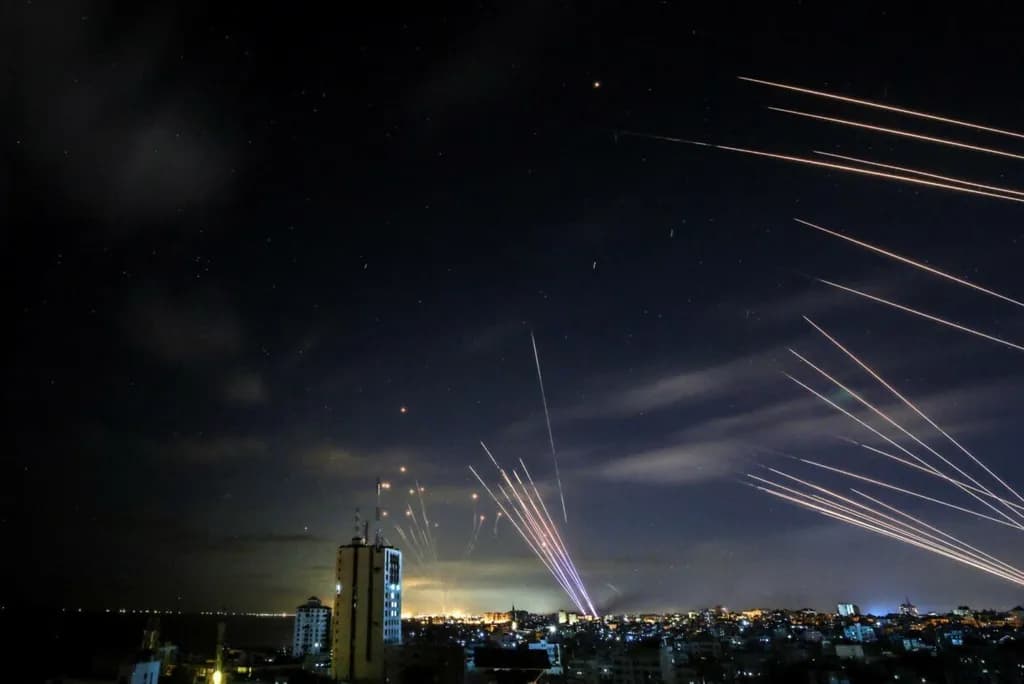 Featured image for: Israeli Air Defenses Successfully Intercept Rocket from Gaza, Preventing Potential Casualties Israeli Air Defenses Successfully Intercept Rocket from Gaza, Preventing Potential Casualties