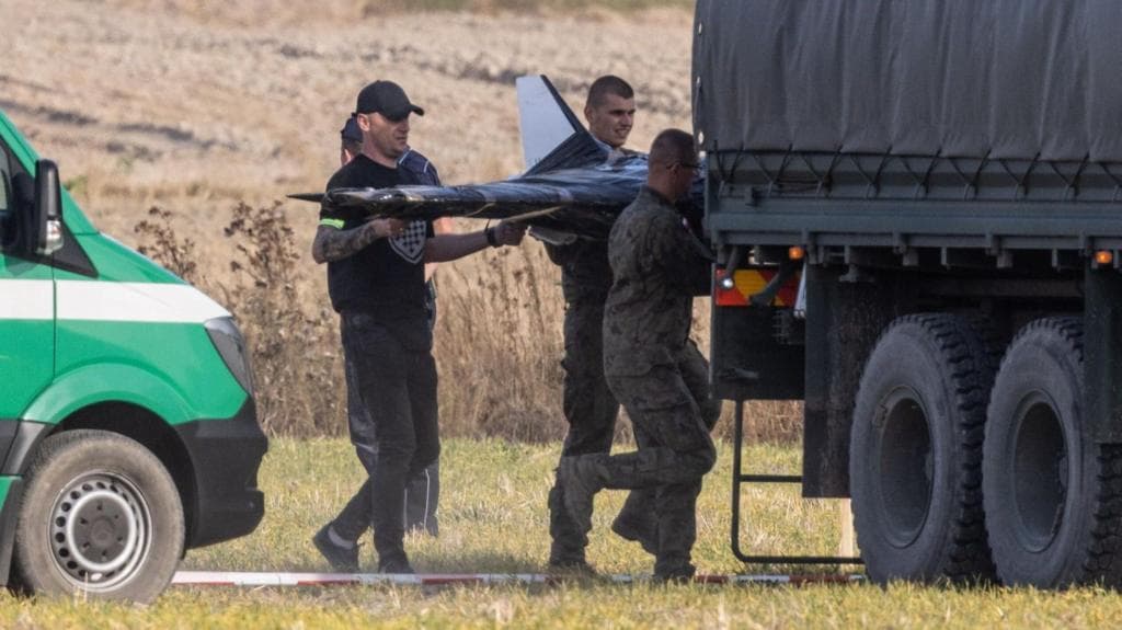 Featured image for: Ukrainian President Zelensky reports 19 Russian drones violated Polish airspace Ukrainian President Zelensky reports 19 Russian drones violated Polish airspace