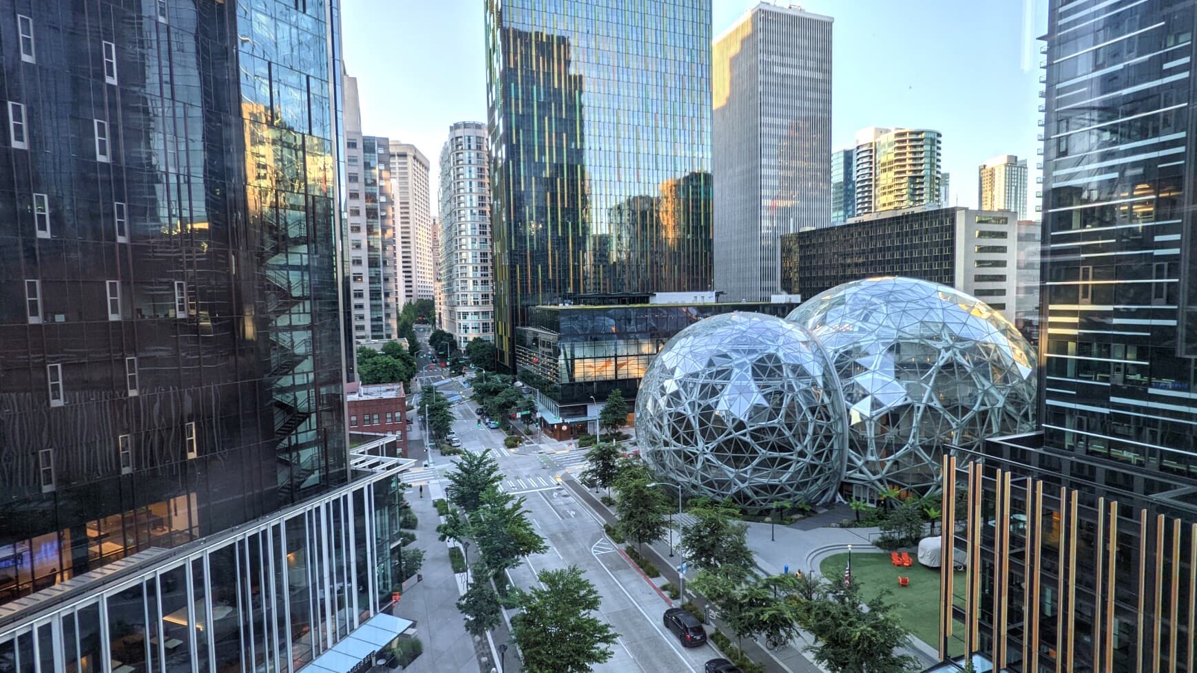 Featured image for: Wealthy Corporations Stash $1 Trillion in Tax Havens While Workers Struggle Wealthy Corporations Stash $1 Trillion in Tax Havens While Workers Struggle