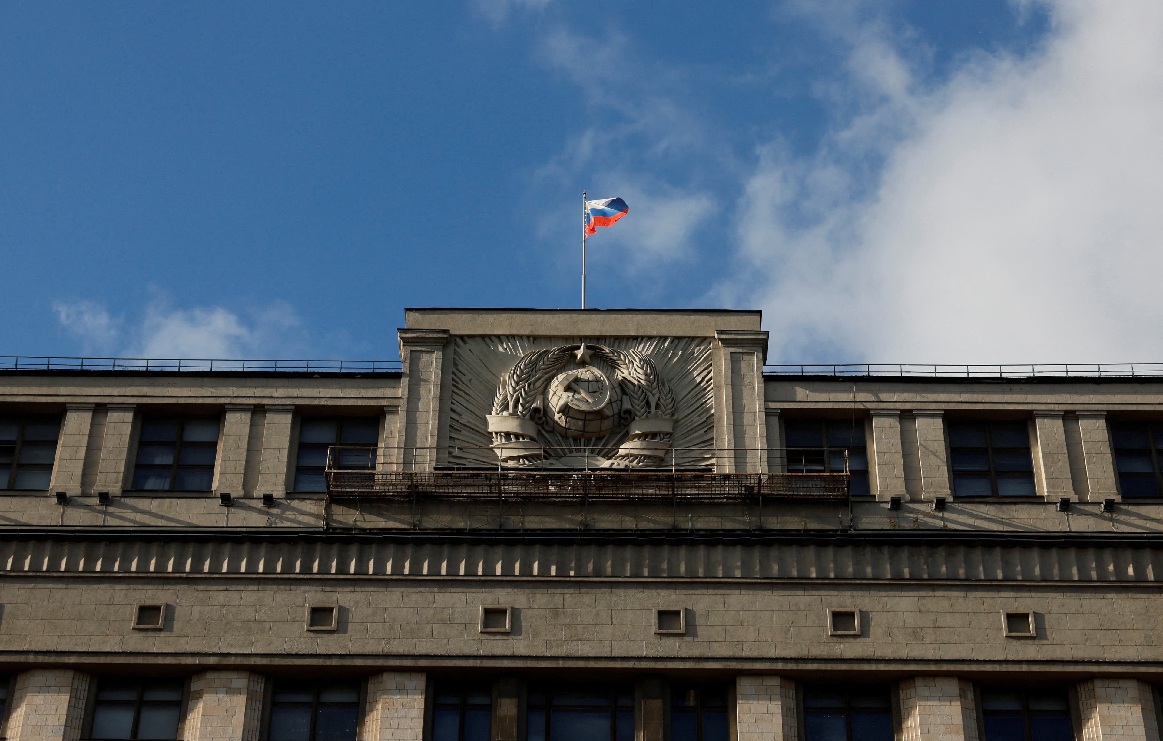 Featured image for: Russian Car Sales Plummet 27% Amid Crushing Fees and Interest Rates Russian Car Sales Plummet 27% Amid Crushing Fees and Interest Rates