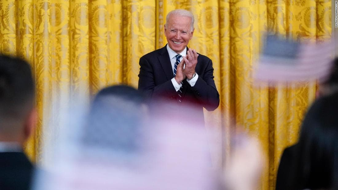 Featured image for: 818,500 New Citizens Celebrated as Immigration Reform Remains Stalled 818,500 New Citizens Celebrated as Immigration Reform Remains Stalled