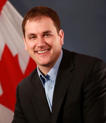 Featured image for: Liberals and Conservatives Team Up to Obscure $1 Billion Loan to Chinese Shipyard Liberals and Conservatives Team Up to Obscure $1 Billion Loan to Chinese Shipyard