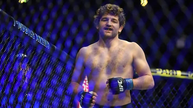 Featured image for: MMA Fighter Ben Askren 'Died Four Times' Before Double Lung Transplant After Pneumonia Battle MMA Fighter Ben Askren 'Died Four Times' Before Double Lung Transplant After Pneumonia Battle