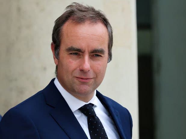 Featured image for: Macron Names Defence Minister Lecornu as France's New Prime Minister Macron Names Defence Minister Lecornu as France's New Prime Minister