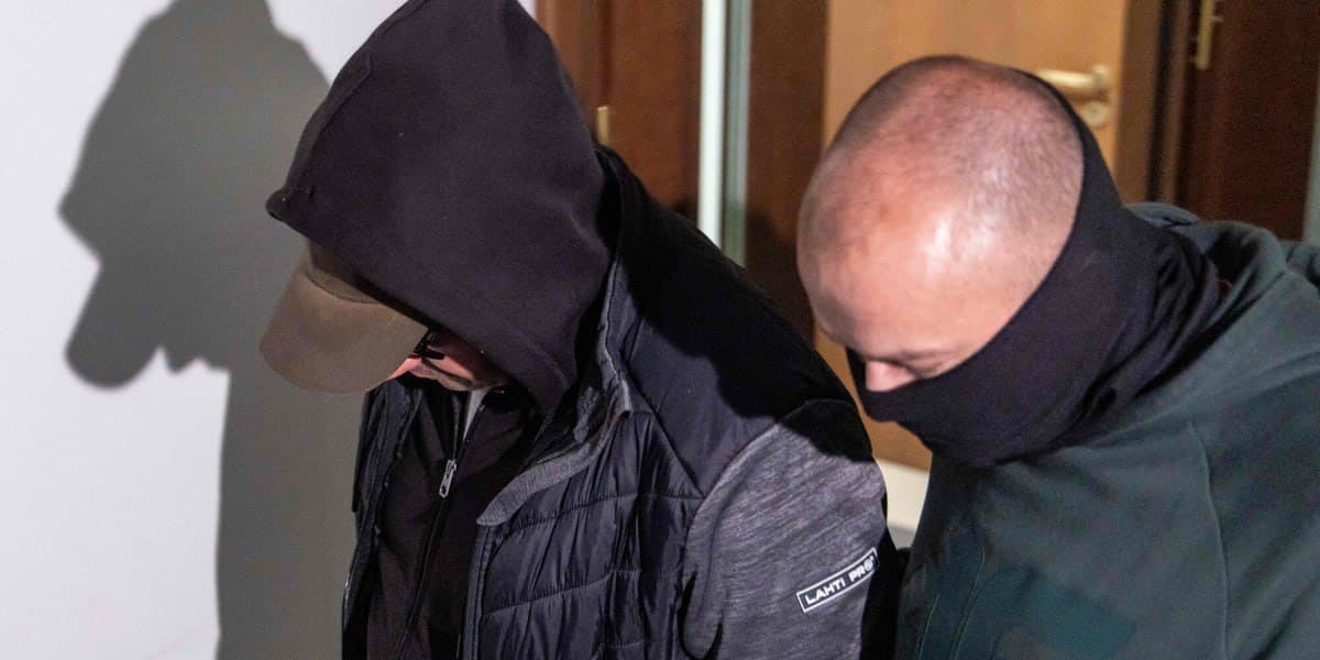 Featured image for: Polish court rules against extraditing Nord Stream bomber Volodymyr Z. Polish court rules against extraditing Nord Stream bomber Volodymyr Z.