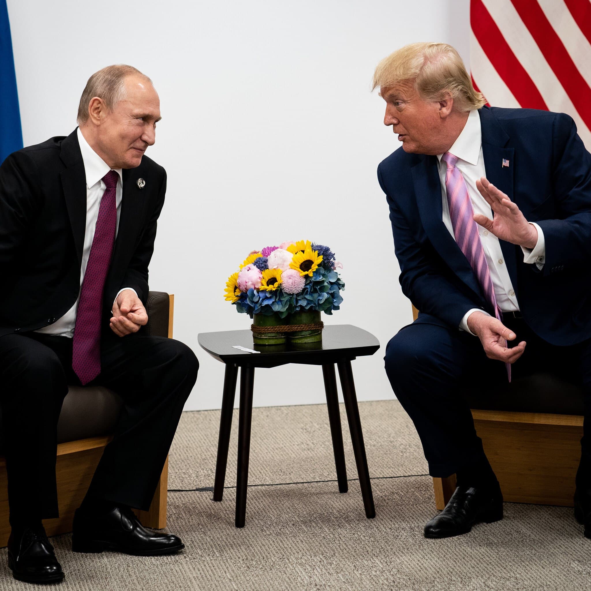 Featured image for: Trump Plans Direct Talks with Putin and Zelensky to End Ongoing War Trump Plans Direct Talks with Putin and Zelensky to End Ongoing War