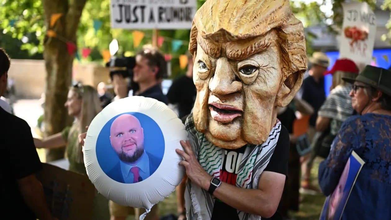 Featured image for: Local Cotswolds Residents Hold 'Vance Not Welcome' Protest Against JD Vance's UK Visit Local Cotswolds Residents Hold 'Vance Not Welcome' Protest Against JD Vance's UK Visit