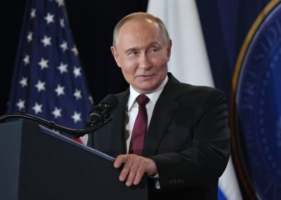 Featured image for: Putin Dodges Sanctions and Gains Ground in Ukraine During U.S. Visit Putin Dodges Sanctions and Gains Ground in Ukraine During U.S. Visit