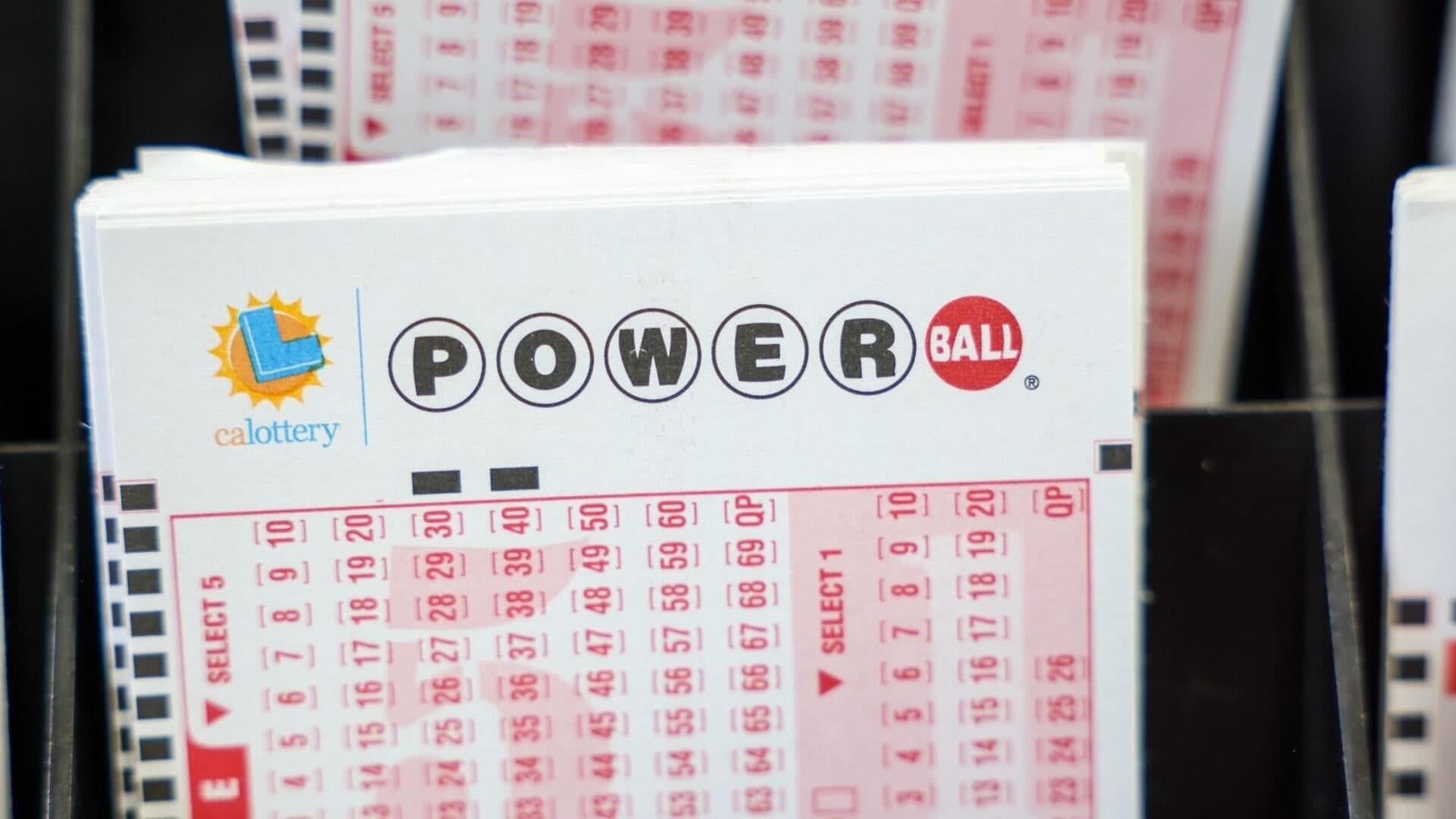 Featured image for: Powerball Jackpot Soars to $815 Million After Latest Draw Fails Powerball Jackpot Soars to $815 Million After Latest Draw Fails