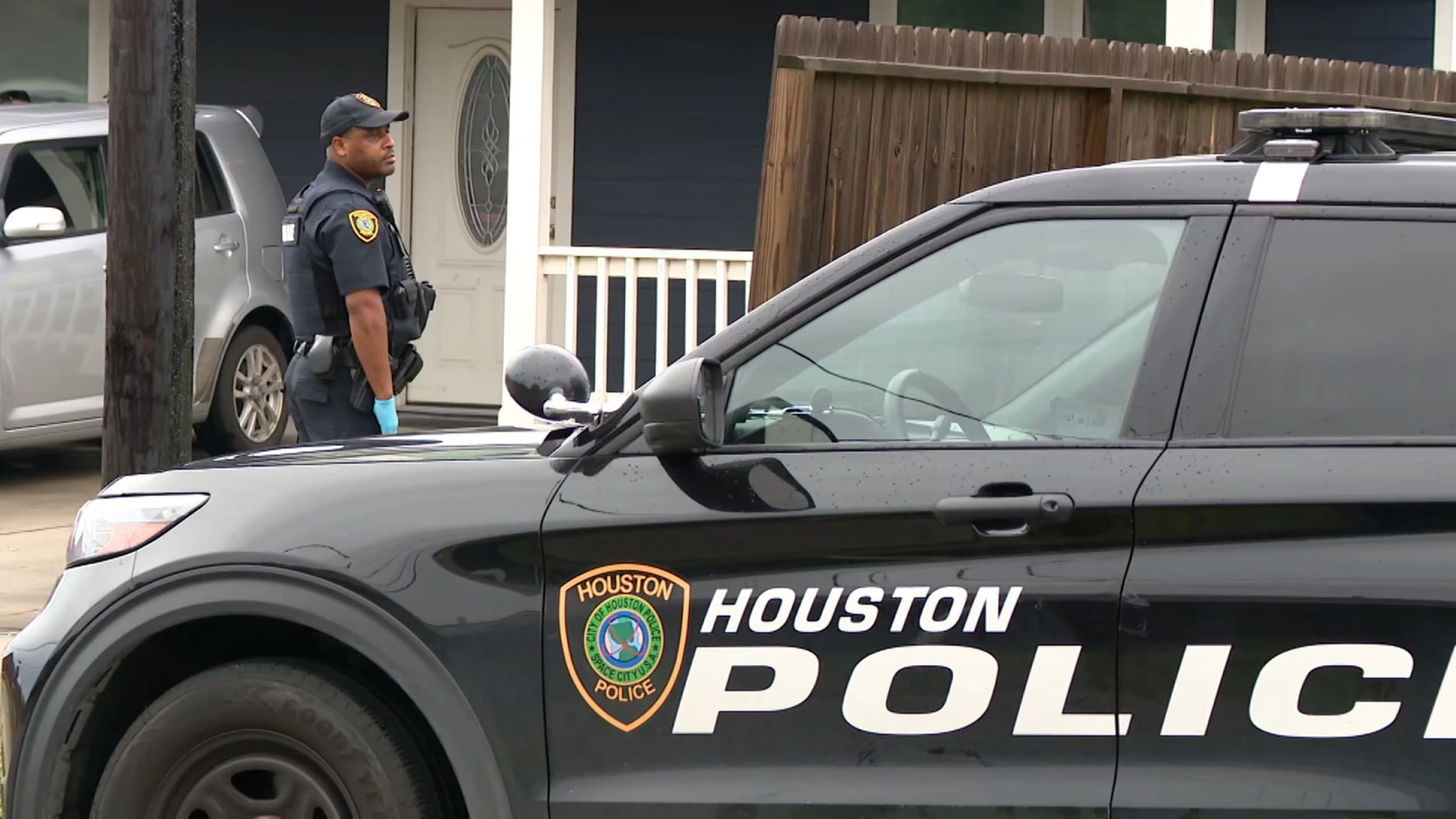 Featured image for: Texas Homeowner Shoots 11-Year-Old in Doorbell Prank Incident Texas Homeowner Shoots 11-Year-Old in Doorbell Prank Incident