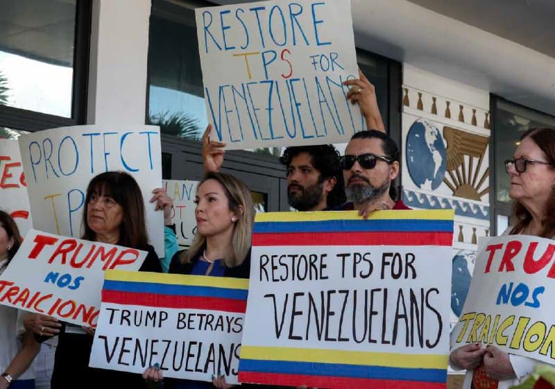 Featured image for: U.S. Ends Temporary Protection for 268,000 Venezuelan Migrants U.S. Ends Temporary Protection for 268,000 Venezuelan Migrants