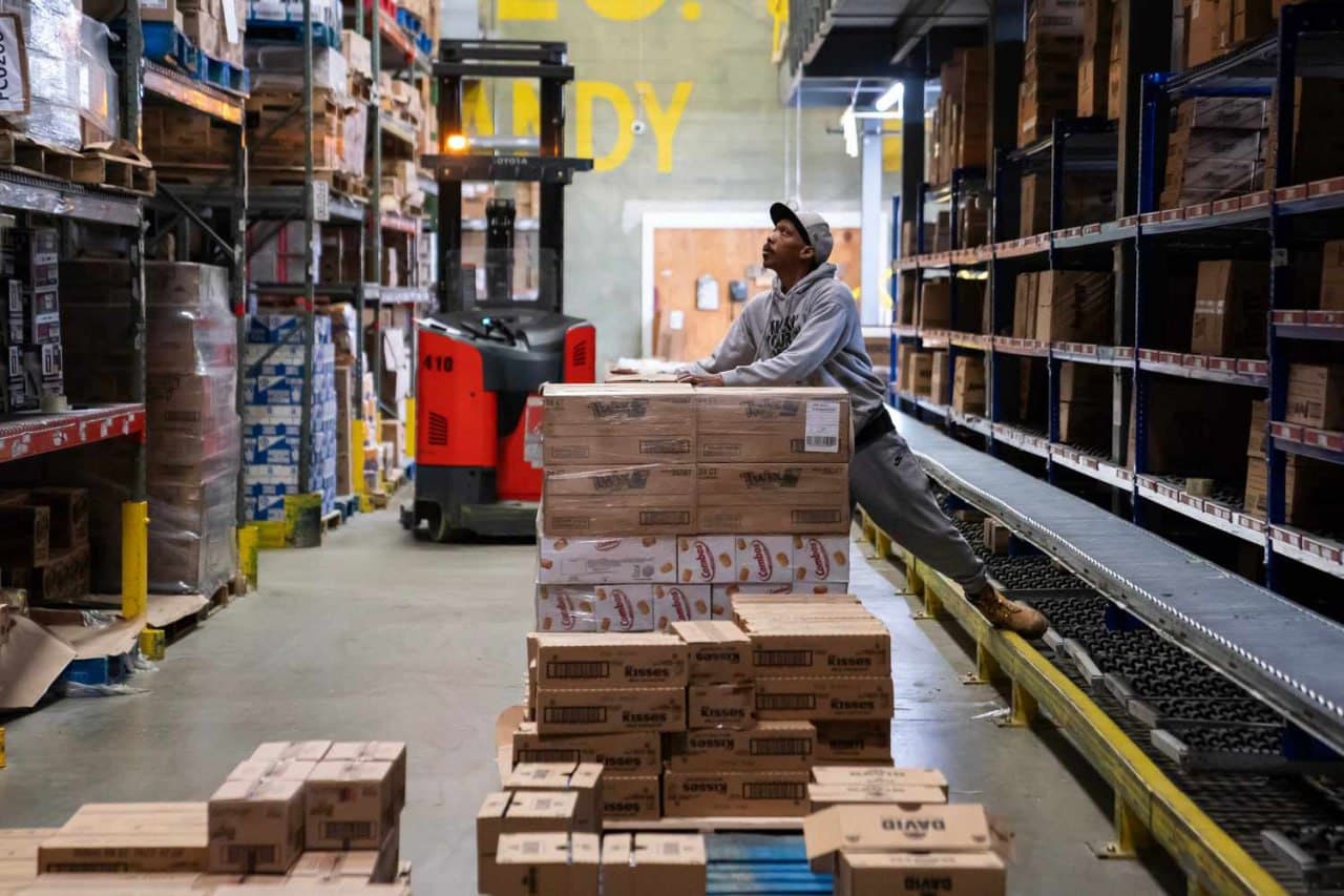 Featured image for: U.S. Unemployment Hits Four-Year High at 4.3% as Job Growth Stalls U.S. Unemployment Hits Four-Year High at 4.3% as Job Growth Stalls