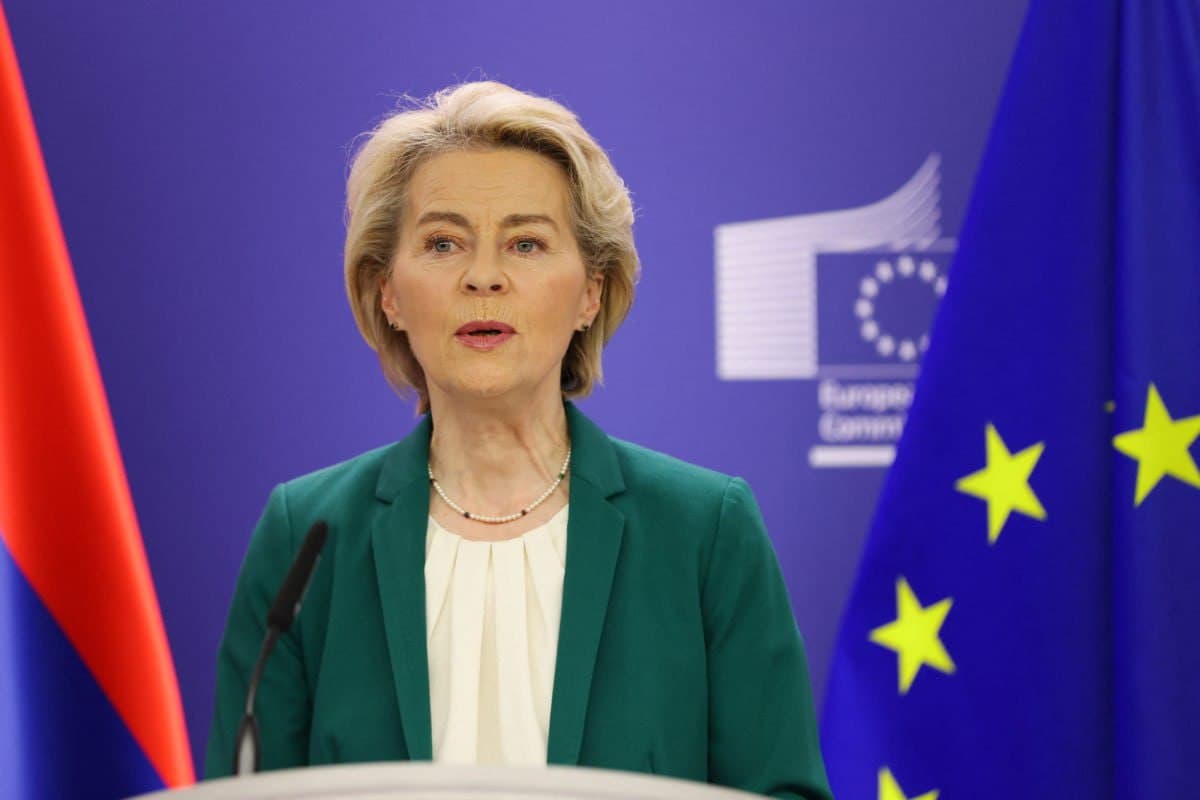 Featured image for: Ursula von der Leyen survives two no-confidence votes in European Parliament Ursula von der Leyen survives two no-confidence votes in European Parliament