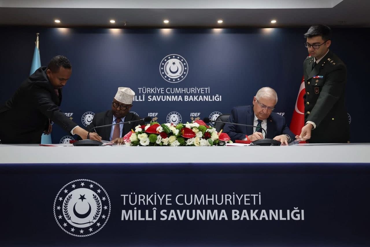 Featured image for: Somalia and Türkiye Strengthen Military Ties with Key Defence Pact Amendment Somalia and Türkiye Strengthen Military Ties with Key Defence Pact Amendment