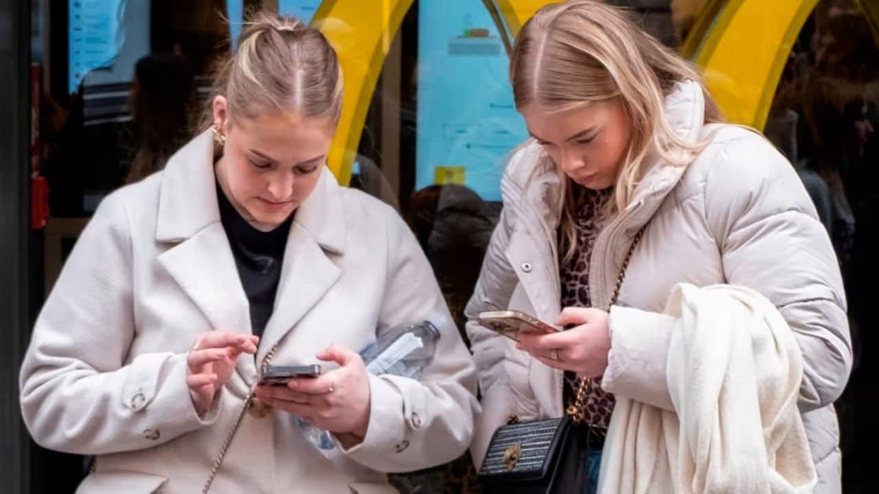 Featured image for: Surge in UK VPN Use Threatens Child Safety as New Age Verification Rules Take Effect Surge in UK VPN Use Threatens Child Safety as New Age Verification Rules Take Effect